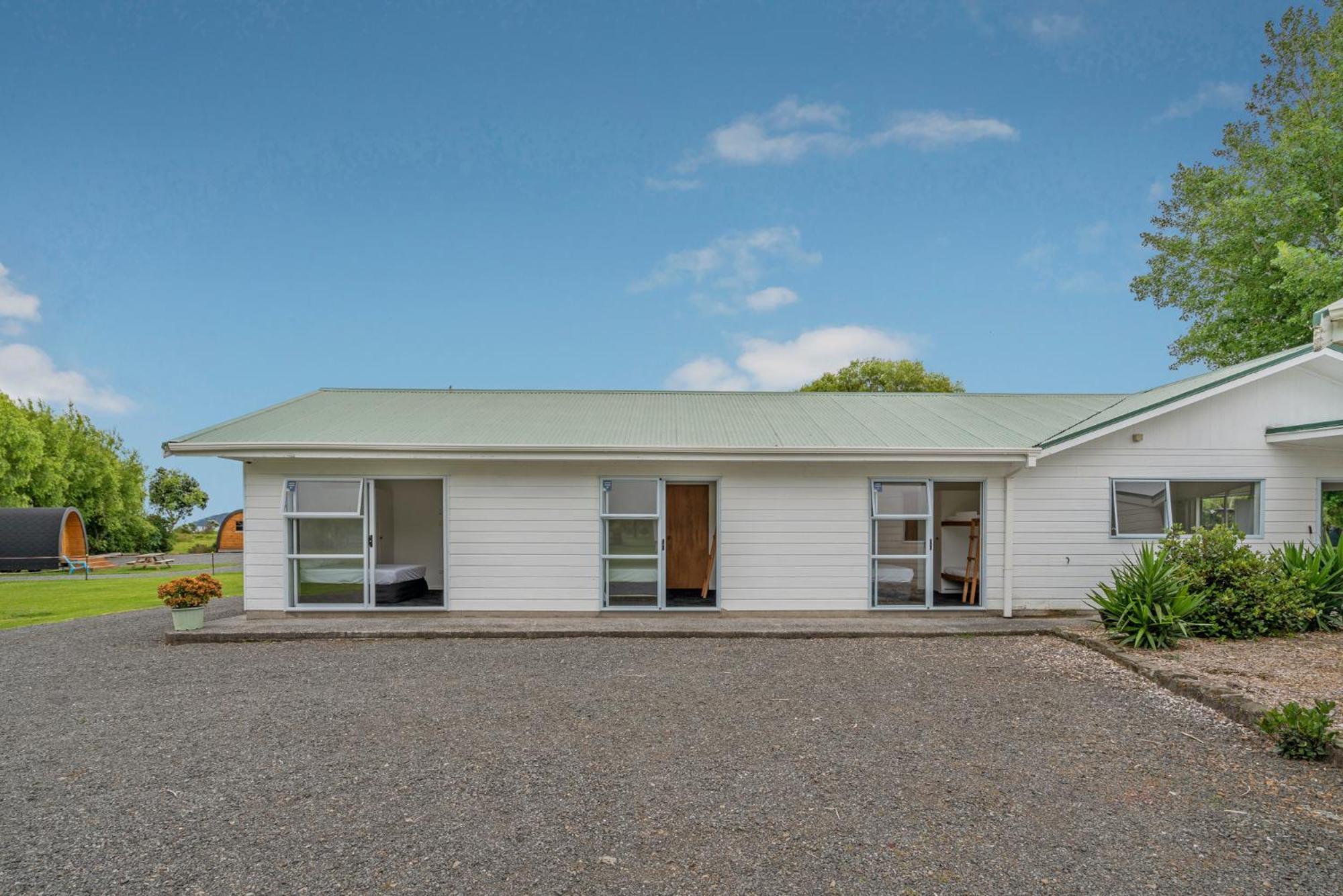 Coromandel Shelly Beach Top 10 Holiday Park Eksteriør bilde