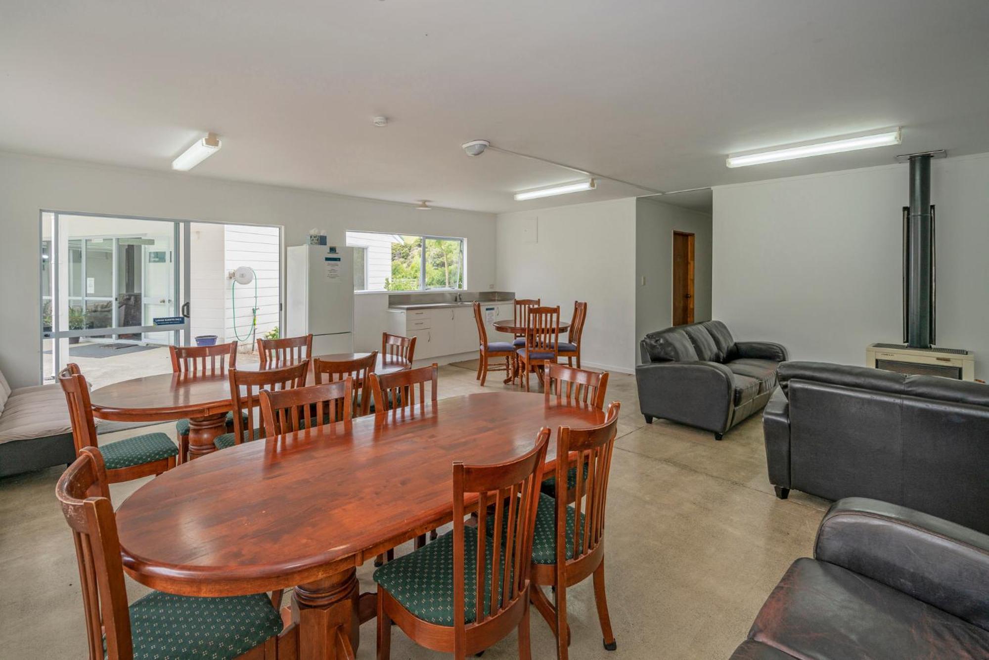 Coromandel Shelly Beach Top 10 Holiday Park Eksteriør bilde